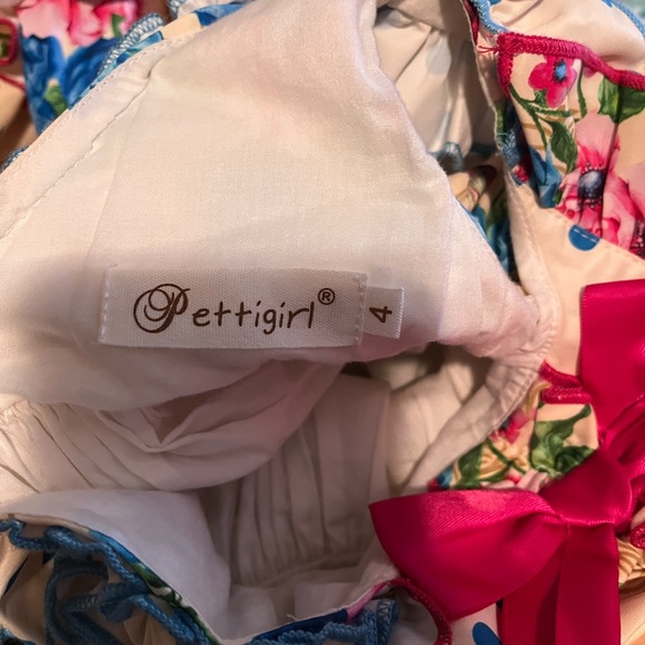 beautiful little dress worn twice for a wedding party ..excellent condition - Picture 3 of 5